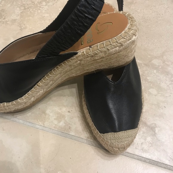 Kanna sling backs in excellent condition - Picture 2 of 3